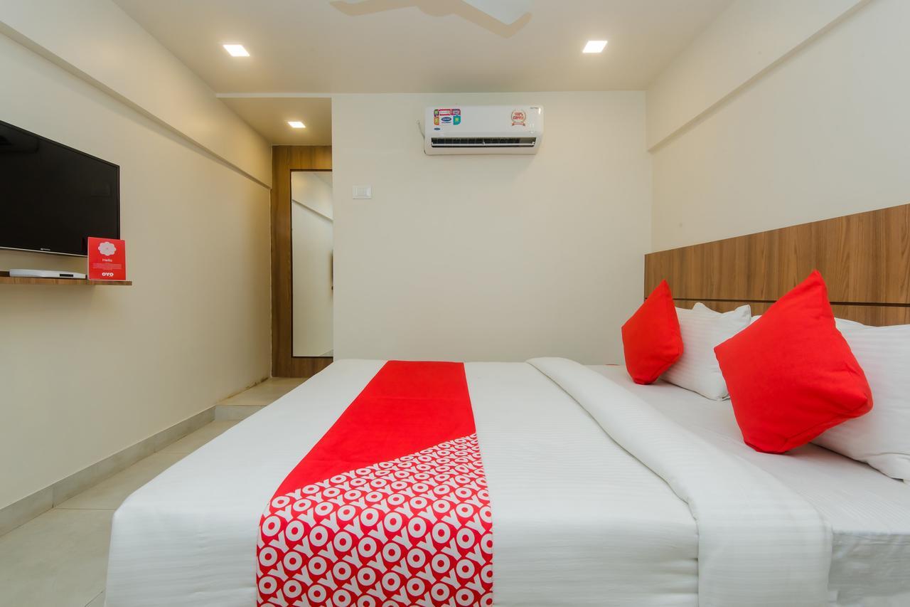 Oyo 13857 Hotel Imperial Umele Luaran gambar